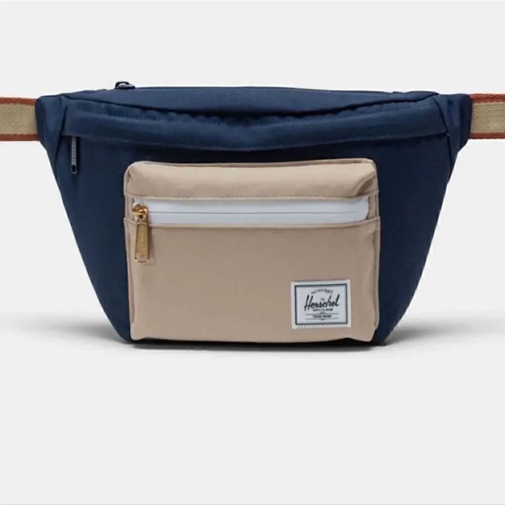 Herschel Pop Quiz Hip Pack (Navy/Cream)
